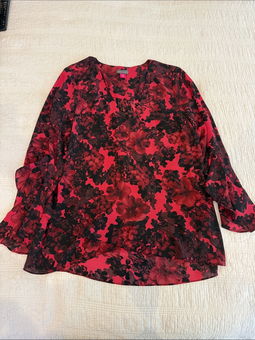 Vince Camuto Red and Black Floral Long-Sleeve Blouse
